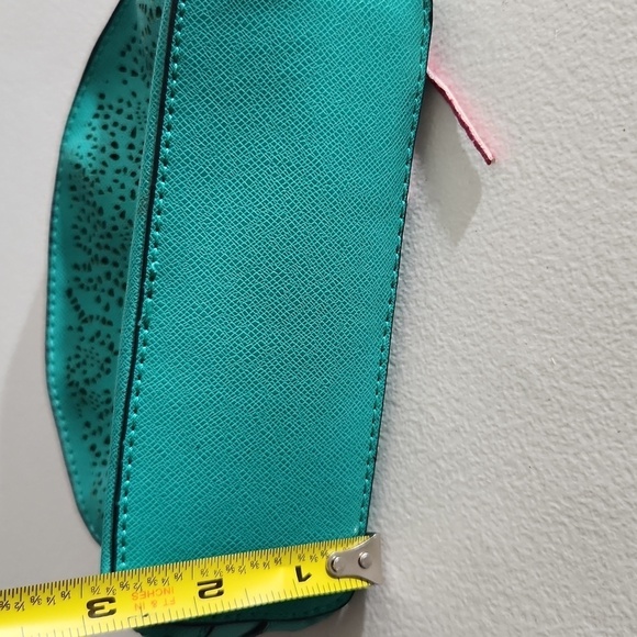 Makeup bag clutch ID holder - Picture 8 of 13